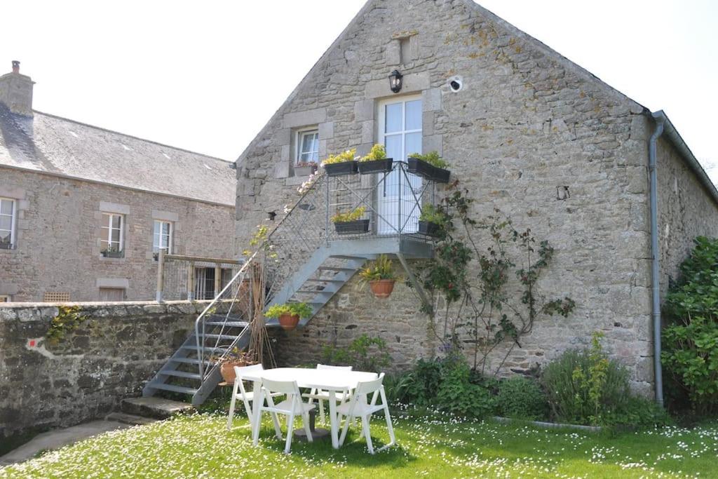 Les Hortensias Villa Gatteville-le-Phare Exterior photo